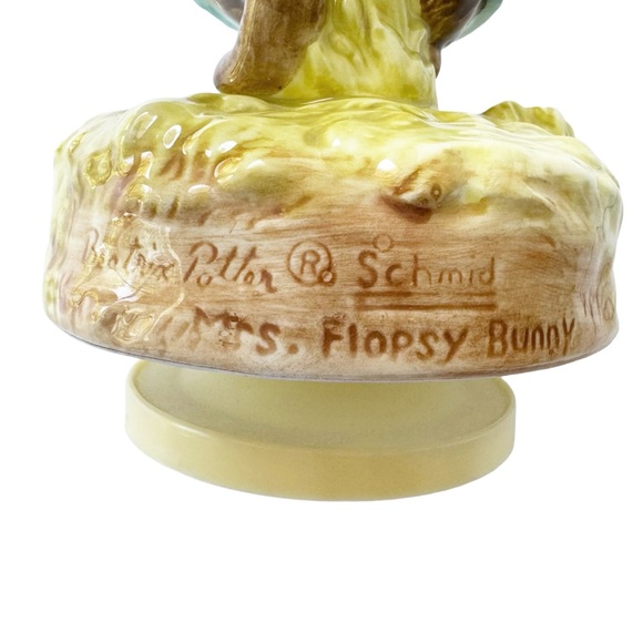 Schmid Beatrix Potter Mrs Flopsy Bunny Vintahe Musical Figurine - Picture 8 of 11
